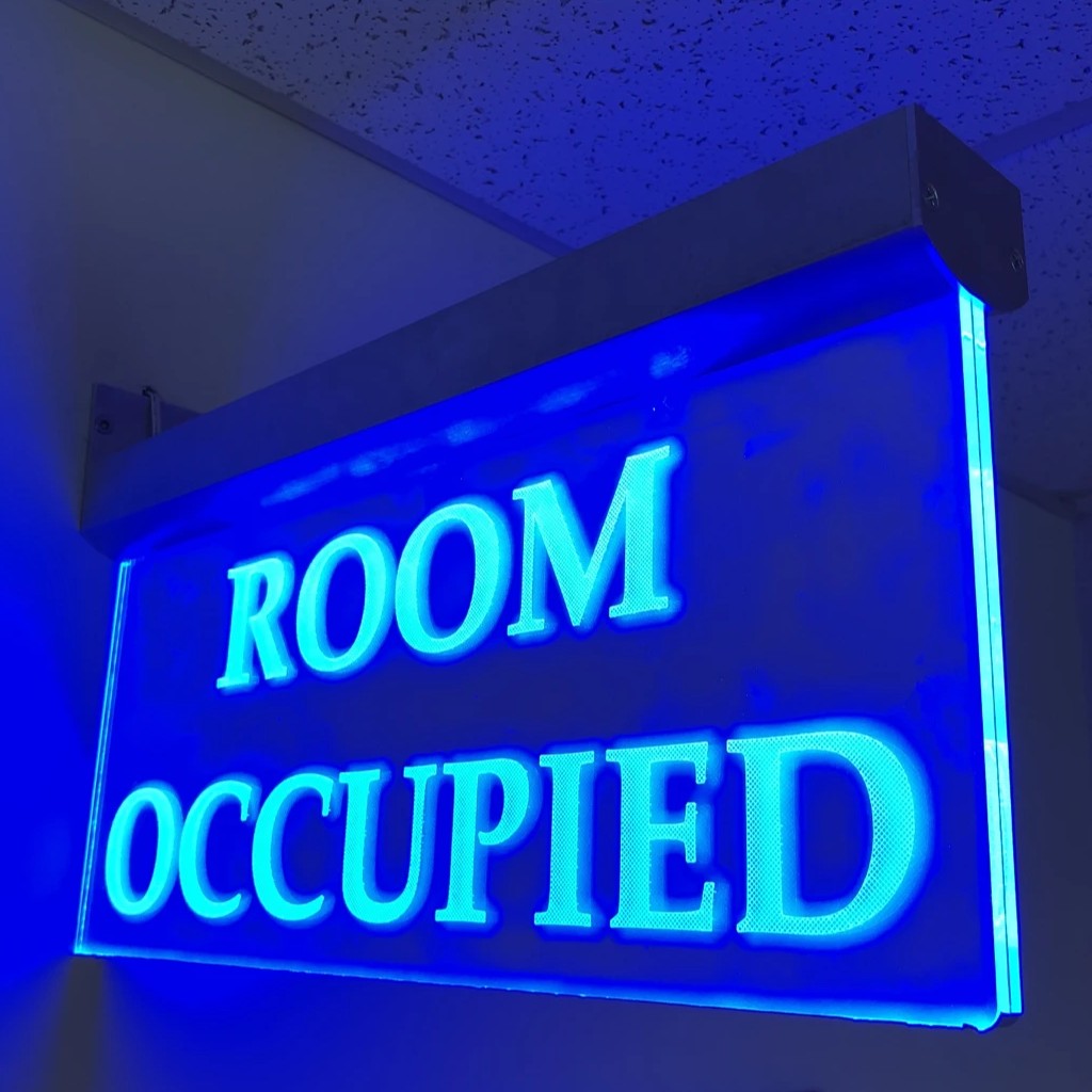 Edge-Lit LED Extrusion for 1/2" Acrylic Signs ~ Model New York Quarter-Round - Wired4Signs USA - Buy LED lighting online